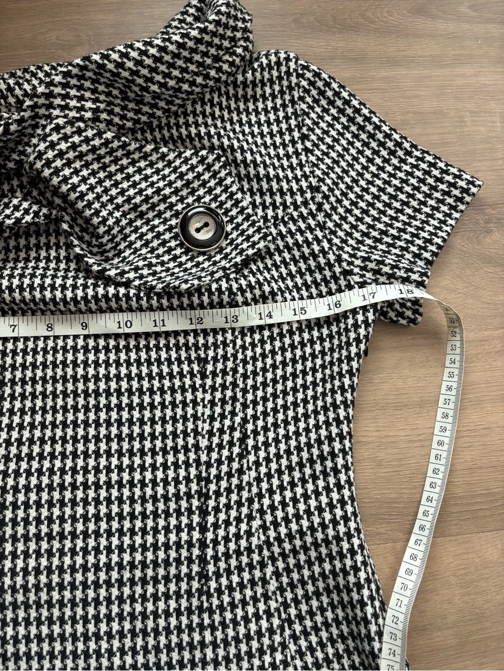 60s Mod Style Houndstooth Short Sleeve Dress with Bow Shawl Collar- size 4 - Picture 7 of 9
